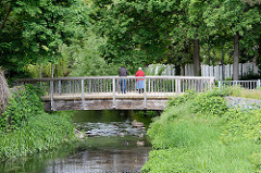 Holzbrücke - Fussgängerbrücke über die Drawehner Jeetzel.