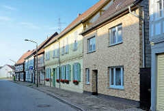 Wohnhäuser in der Kyritzer Strasse von Wusterhausen, Dosse.
