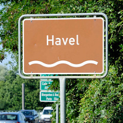 Hinweisschild Fluss Havel - Ortsgrenze zu Werder.