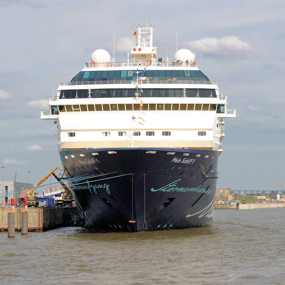 Bildarchiv Hamburg Foto Das Kreuzfahrtschiff Mein Schiff 1