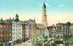 Historischer Blick über den Großneumarkt in der Hamburge Neustadt - Gründerzeitgebäude mit Dachturm / Kuppel - Geschäfte, z. B. Conditorei / Weinhandlung; Kirchturm der St. Michaeliskirche, Michel.