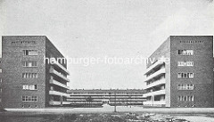 Blick über die Stammannstrasse in Hamburg Winterhude zum zentralen Wohnblock in der Jarrestadt - Entwurf Karl Schneider.