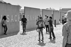 Gedenkstätte und Museum Sachsenhausen; Auf dem Gelände des ehem. KZ Sachsenhausen wurde 1961 die Nationale Mahn- und Gedenkstätte Sachsenhausen zur Erinnerung an das Konzentrationslager und sein Vorgängerlager, das KZ Oranienburg eingerichtet.