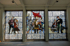 Wandbild im Foyer der Gedenkstätte Sachsenhausen, farbiges Bleiglas - Internationaler Widerstandskampf gegen den Faschismus - 1961, Walter Womacka.f