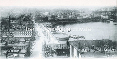 Altes Luftbild von der Hamburger Neustadt an der Binnenalster; Blick auf den Jungfernstieg und Neuen Jungfernstieg.