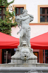 Neptunbrunnen am Görlitzer Untermarkt, aufgestellt 1756 - Steinmetz Johann Georg Mattausch.