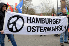 Hamburger Ostermarsch 2016 - Motto: Keine Bundeswehreinsätze im Ausland! Syrieneinsatz beenden! Rüstungsexporte stoppen! Flüchtlinge aufnehmen! Fluchtursachen bekämpfen!