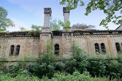 Ruine - verfallenes Gebäude / Palmenhaus der Orangerie von Wernigerode.