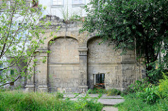 Ruine, Gelände der ehem. Synagoge der Jüdischen Gemeinde in Halberstadt.