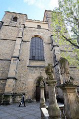 Katholische Pfarrkirche Mariä Himmelfahrt - Kościół Wniebowzięcia Najświętszej Maryi Panny in Glatz / Kłodzko - errichtet ab 1390.