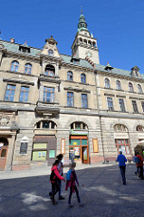 Altstadt von  Kłodzko Glatz - Rathausturm, Geschäfte.