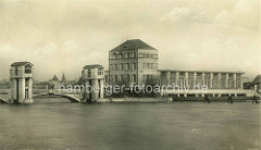 Historische Aufnahme vom Wasserkraftwerk in Nymburk / Neuenburg an der Elbe; Industriearchitektur - Baustil Jugendstil / Art Nouveau.