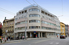 Architektur der 1920er Jahre - Wohnhaus / Geschäftshaus in Hradec Králové / Königgrätz.
