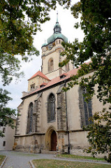 Kath. Propsteikirche St. Peter und Paul (Kostel sv. Petra a Pavla) beim Schloss Melnik.