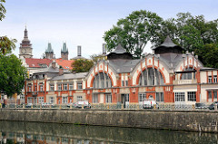 Wasserkraftwerk / Elektrizitätswerk Elbe, Labe in Hradec Králové / Königgrätz; Industriedenkmal - Jugendstilarchitektur, Art Nouveau - fertiggestellt 1912, Architekt  Franz Sander / Josef Gocár.