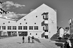 Anbau vom Gebäude Bestehornpark - ehem. Papierfabrik, jetzt Kulturzentrum in Aschersleben.