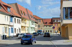 Fotos aus Aschersleben; neu + alt - Neubauten und historische, renovierungsbedürftige Bausubstanz.