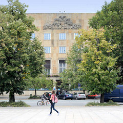 Expressionistische Architektur der 1920er Jahr - Neues Bauen; Architektur in Hradec Králové / Königgrätz.
