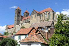 Quedlinburger Schlossberg - romanische Stiftskirche St. Servatius, geweiht 1129.