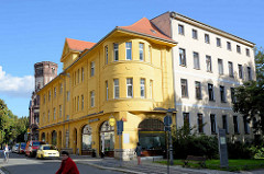 Architektur in Aschersleben - Blick in die Hecknerstrasse, Wohngebäude.