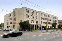 Gebäude Hochschule für Maschinenbau - Architektur der 1930er Jahre in Hradec Králové  / Königgrätz.