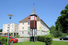 Uhrenturm - Gebäude von Pflegen & Wohnen im Hamburger Stadtteil Heimfeld.