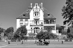 Jugendstilvilla an der Buxtehuder Straße im Hamburger Stadtteil Heimfeld, Bezirk Harburg.