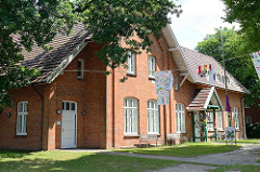 Alte Schule in Wentorf - jetzt Begegnungstätte.