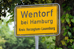 Ortschild Wentorf bei Hamburg, Kreis Herzogtum-Lauenburg.
