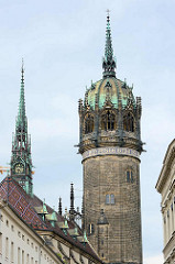 Kirchturm der Schlosskirche der Lutherstadt Wittenberg; Inschrift - Ein feste Burg ist unser Gott.
