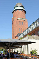 Wasserturm vom ehem. Allgemeinen Krankenhaus Barmbek, Höhe 48m - erbaut 1912; Entwurf Hamburger Baurat Dr.-Ing. Ruppel - jetzt Fitness Center.