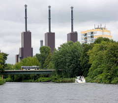 Heizkraftwerk Berlin-Lichterfelde - Blick über den Teltowkanal.