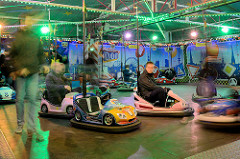 Autoscooter für Kinder - Dom / Jahrmarkt in der Hansestadt Hamburg.