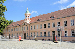 Altes Gymnasium in Neuruppin, 1790 eingeweiht.