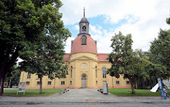 Ehem. Pfarrkirche Neuruppin; fertiggestellt 1806 nach Plänen von Philipp Bernard Francois Berson - jetzt Kulturkirche / Veranstaltungszentrum.