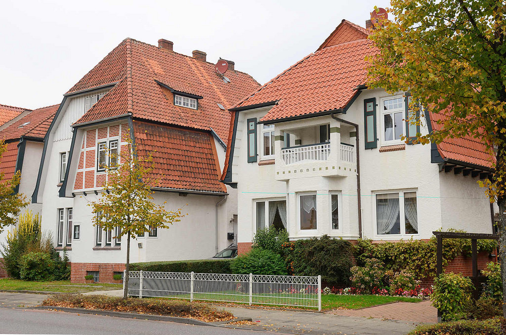 Stadt und Land Fotos Foto „Villa im Heimatstil