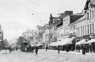 Alte Fotografie von der Hamburger Straße / Wandsbeker Chaussee - Geschäfte mit Markisen - Fahrradfahrer und Pferdebahn.