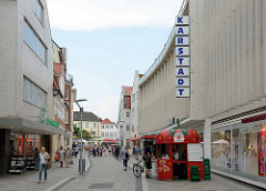 Fussgängerzone Sachsentor - Geschäfte in der Bergedorfer City.