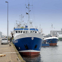 Fischfangboot / Trawler Bianca NC 312 am Hansakai in Cuxhaven.