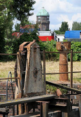 Die Mechanik der historischen Schleuse am Schmidt-Kanal ist verrostet und nicht mehr funktionstüchtig.