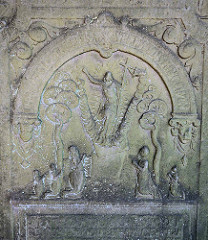 Historische Grabplatte auf dem Friedhof von Hamburg Kirchwerder - Norddeutschlands größte Sammlung von Grabplatten.