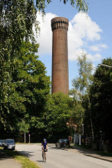 Der 64 m hohe Turm der Wasserwerke in Rothenburgsort ist das Wahrzeichen des Stadtteils.