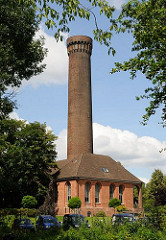 Der 64 m hohe Wasserturm der Wasserwerke in Rothenburgsort wurde 1848 nach Plänen von Alexis de Chateauneuf errichtet.