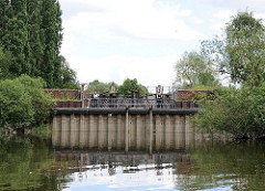 Der Schmidtkanal ist nach den beiden Architekten Franz-Peter und Hermann-Johannes Schmidt benannt, die das Gelände erschlossen und den Kanal 1895 gebaut haben.