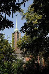 Die Immanuelkirche auf der Veddel wurde ursprünglich 1905 errichtet und 1944 durch Bomben zerstört.