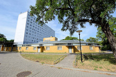 Gebäude vom Arbeitsamt in Dessau, erbaut 1929 - Entwurf Walter Gropius.