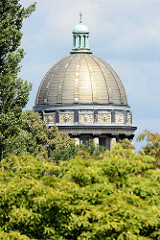 Kuppel vom Mausoleum in Dessau-Roßlau. Das Mausoleum wurde zwischen 1894 und 1898 von dem Architekten Franz Heinrich Schwechten  und dem Baumeister Teubner errichtet.