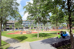 Spielplatz - Neubaugebiet auf der Harburger Schlossinsel.
