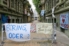 Transparte / Plakate gegen den G20 Gipfel in Hamburg.