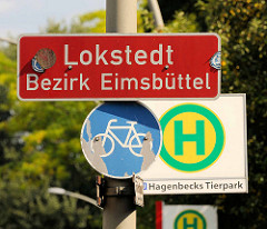 Stadtteilschild Lokstedt, Bezirk Eimsbüttel - Haltestelle Hagenbecks Tierpark.